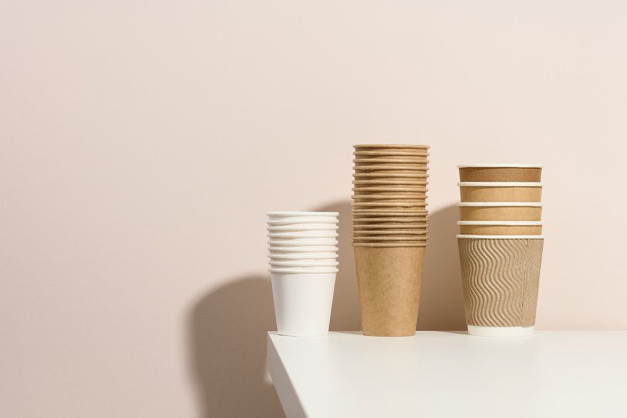 Gobelet en carton personnalisé | Design et livraison compris